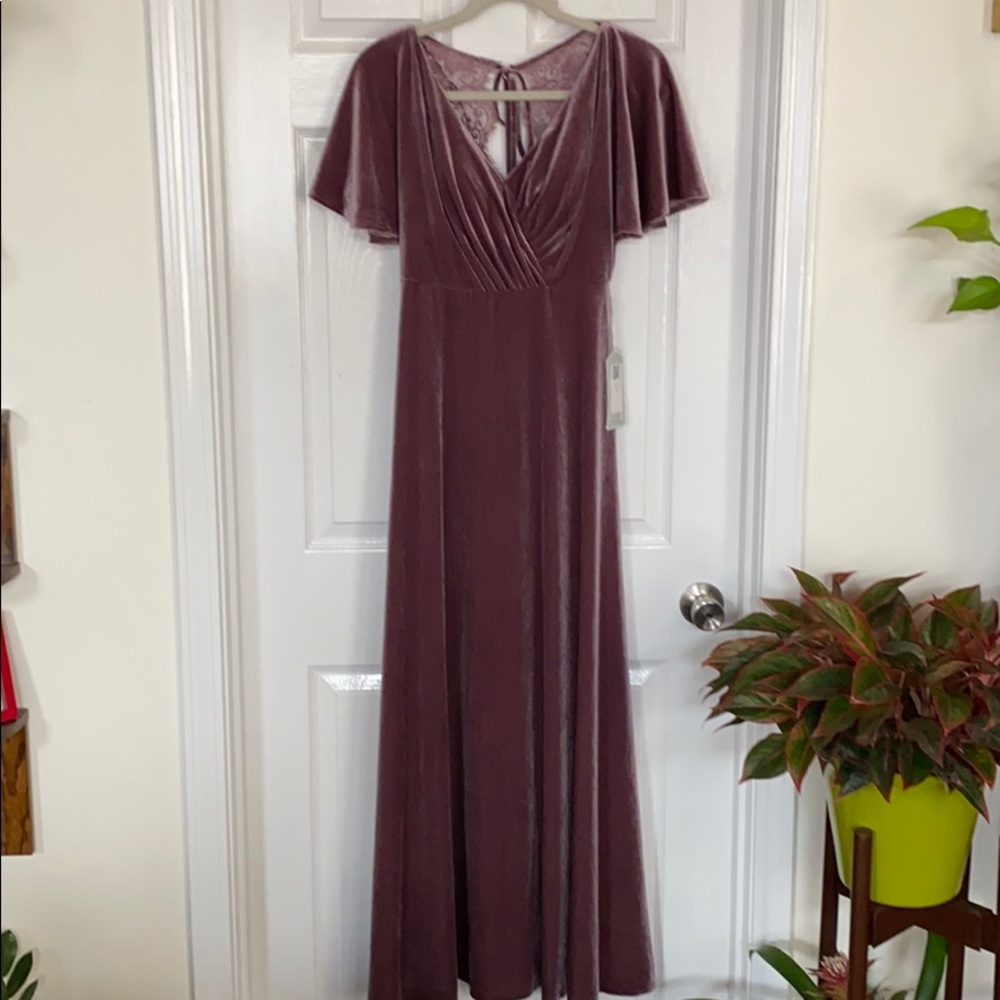 Never worn dusty purple velvet bridesmaid dress
